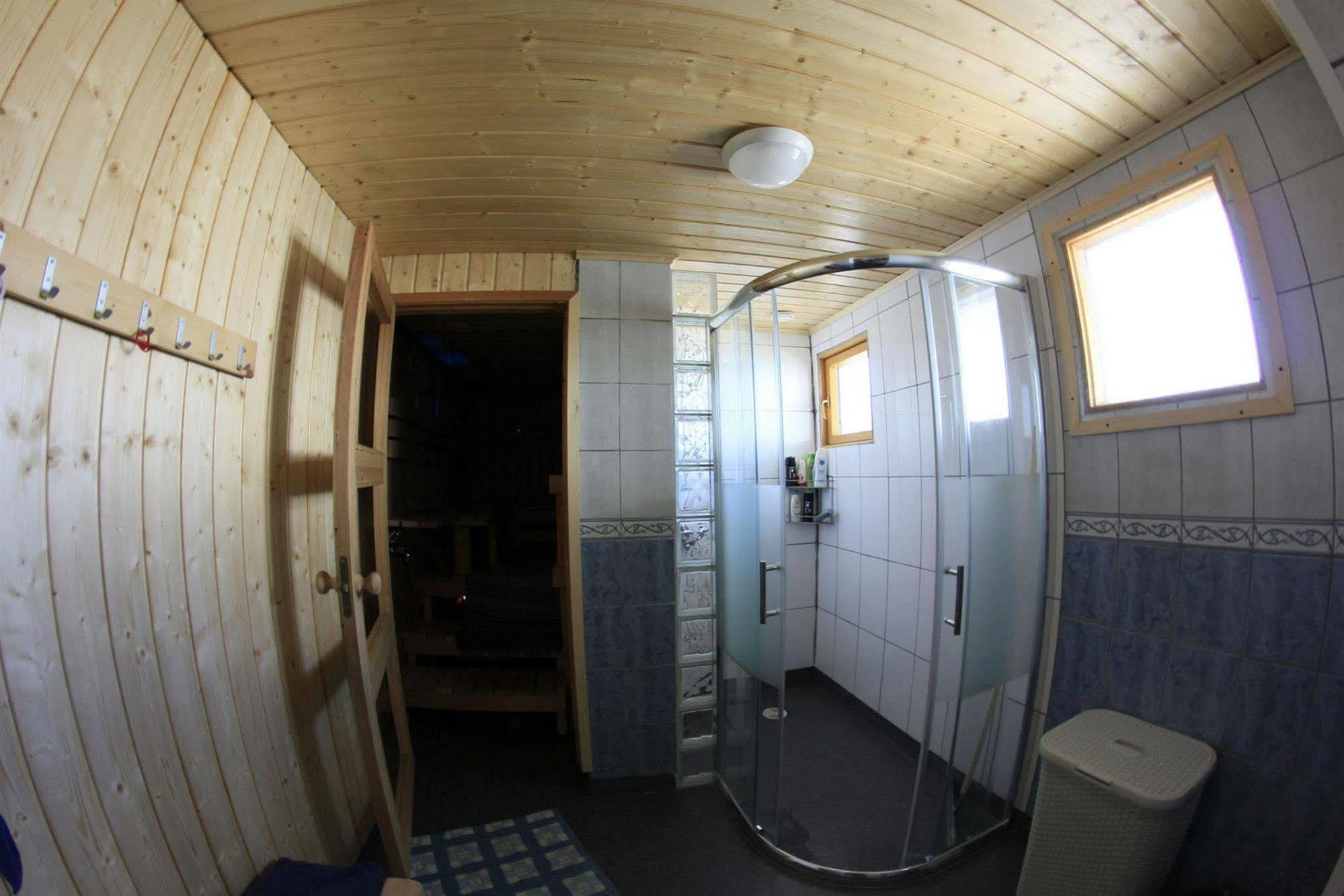 Motel Willis West Ruka Eksteriør bilde